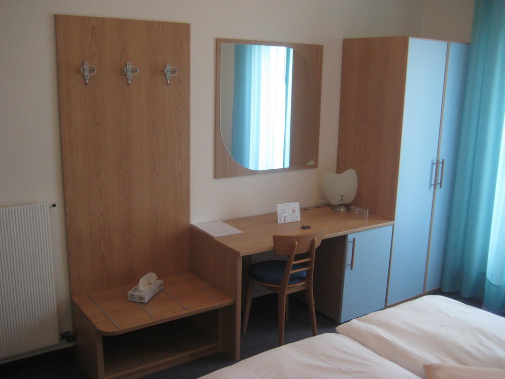 Casa Bianca Hotel มัลเชซิเน ภายนอก รูปภาพ